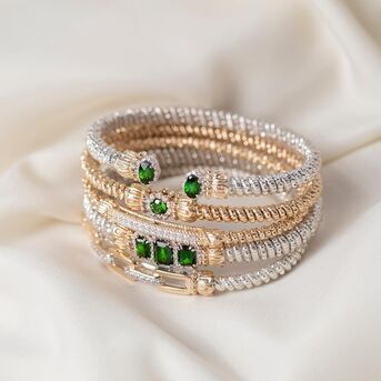Stunning pieces featuring gorgeous green gemstones are ideal for celebrating those born in the mont