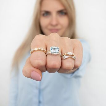 Rings by VAHAN Jewelry are an absolute knock out! 
 VAHANstyle VAHANjewelry AmericanMadeLuxury diam