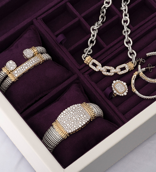 VAHAN Jewelry Box / A limited-edition home for your precious collections.